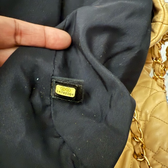 Chanel Tote - Picture 3 of 13